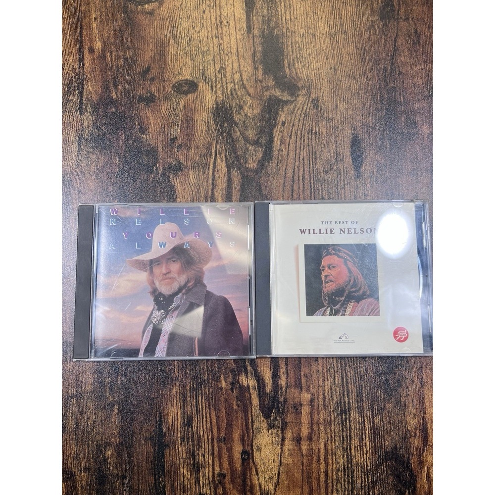 Lot‎ Of 2 Willie Nelson CDs Yours Always and The Best Of Willie Nelson